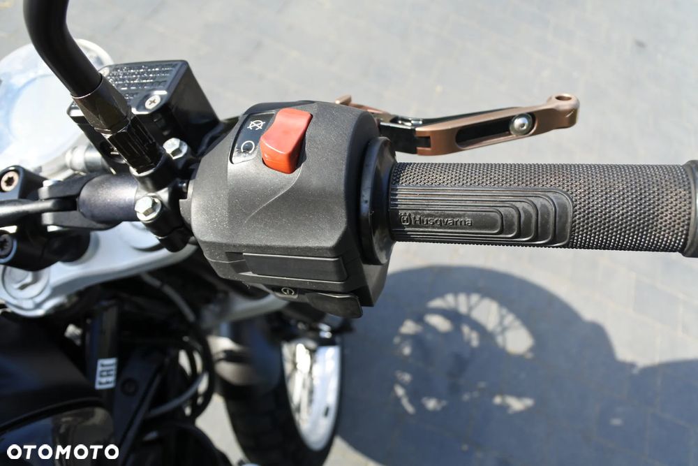 Husqvarna Svartpilen - 18