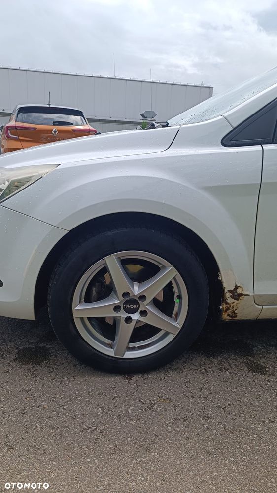 Ford Focus - 15