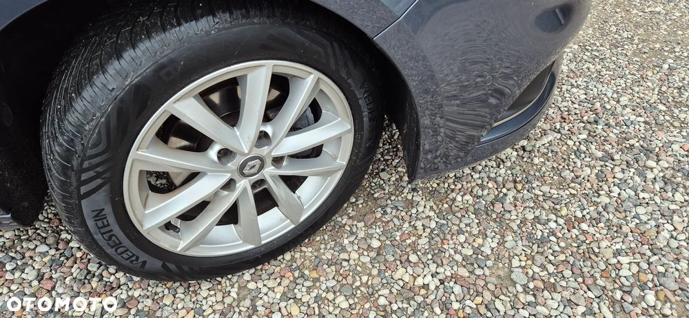 Renault Megane ver-1-5-dci-bose - 36