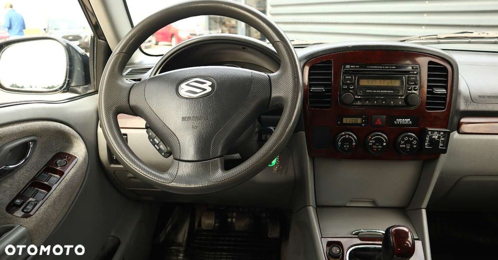 Suzuki Grand Vitara - 12