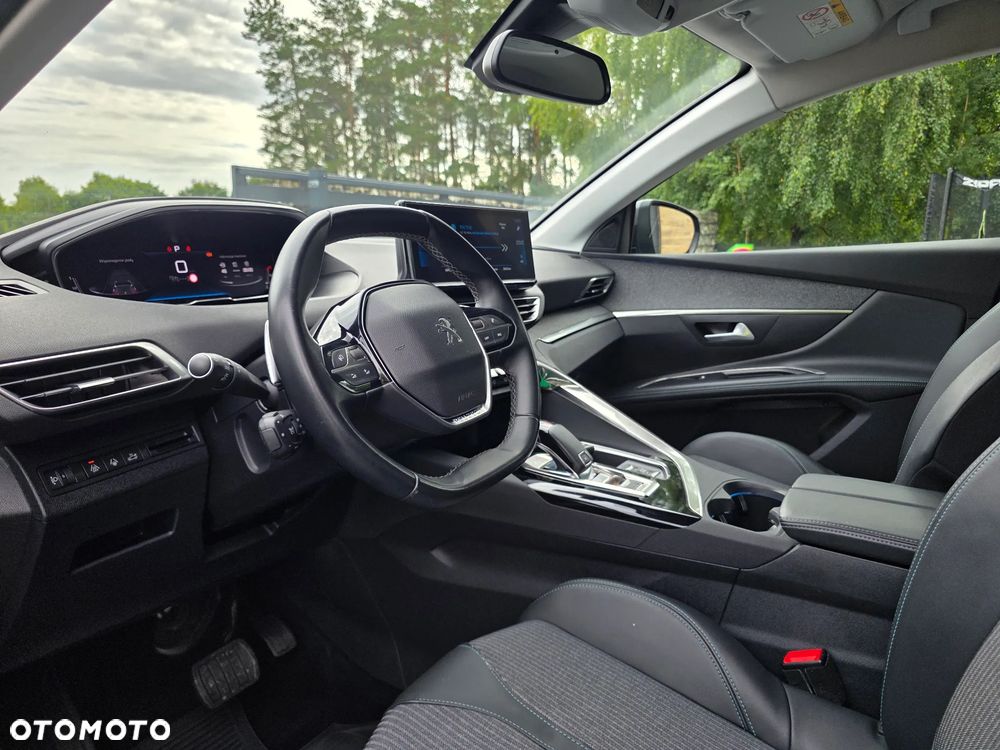 Peugeot 5008 1.5 BlueHDi Allure S&S EAT8 - 24