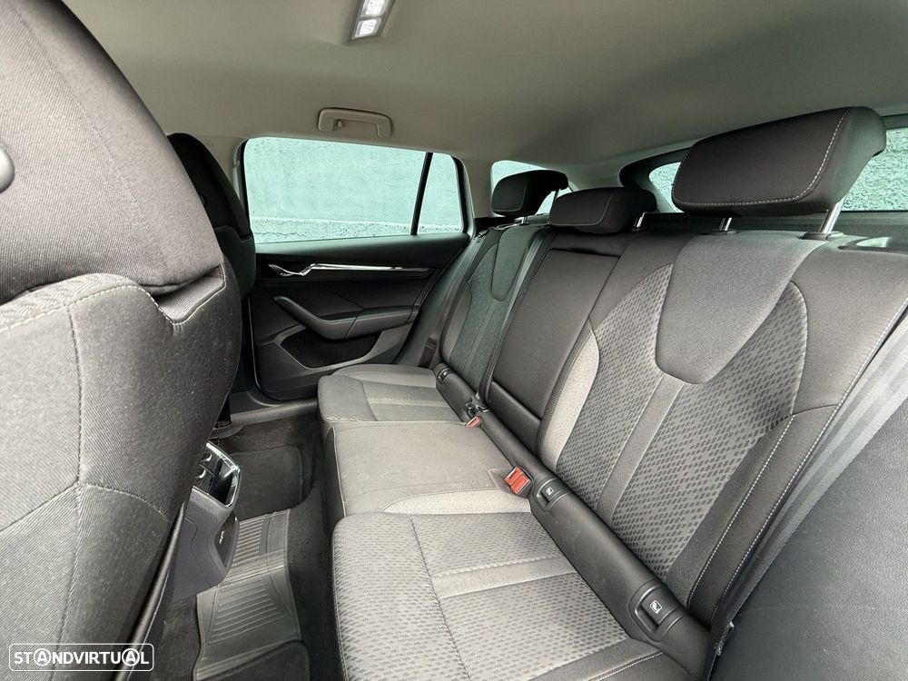 Skoda Octavia Break 1.0 TSI Style e-Tec DSG - 3
