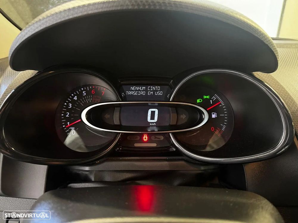 Renault Clio 1.2 Zen - 18