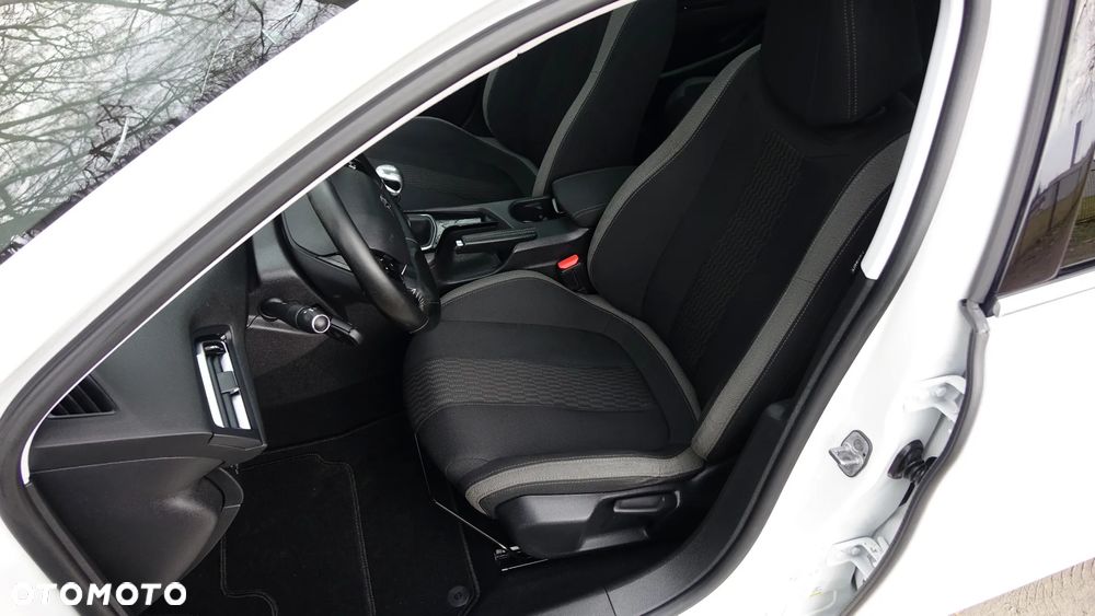 Peugeot 308 - 7
