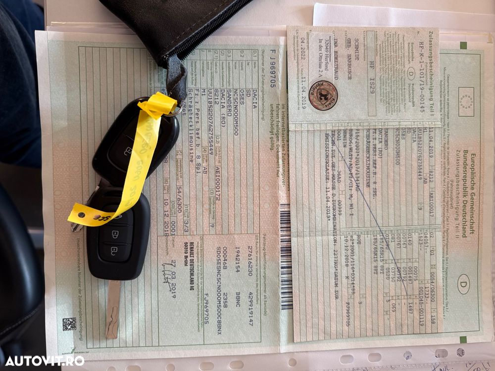 Dacia Sandero SCe 75 Essential - 17