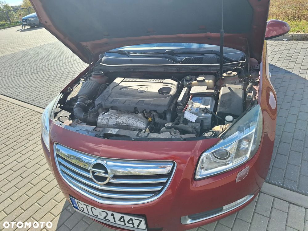 Opel Insignia - 25