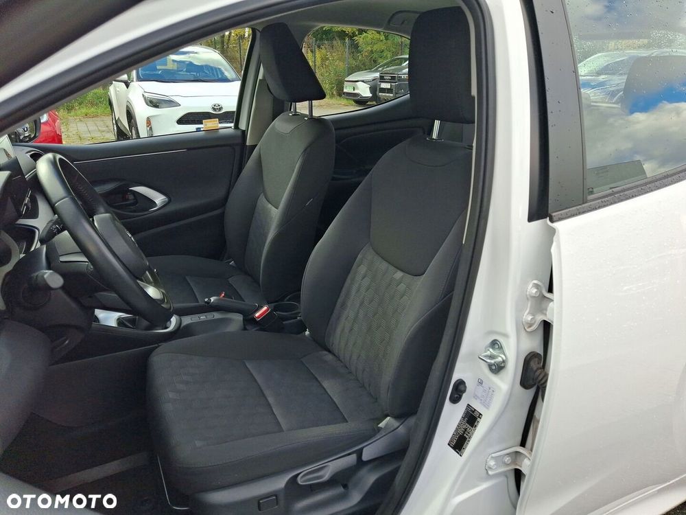 Toyota Yaris 1.5 Comfort - 17