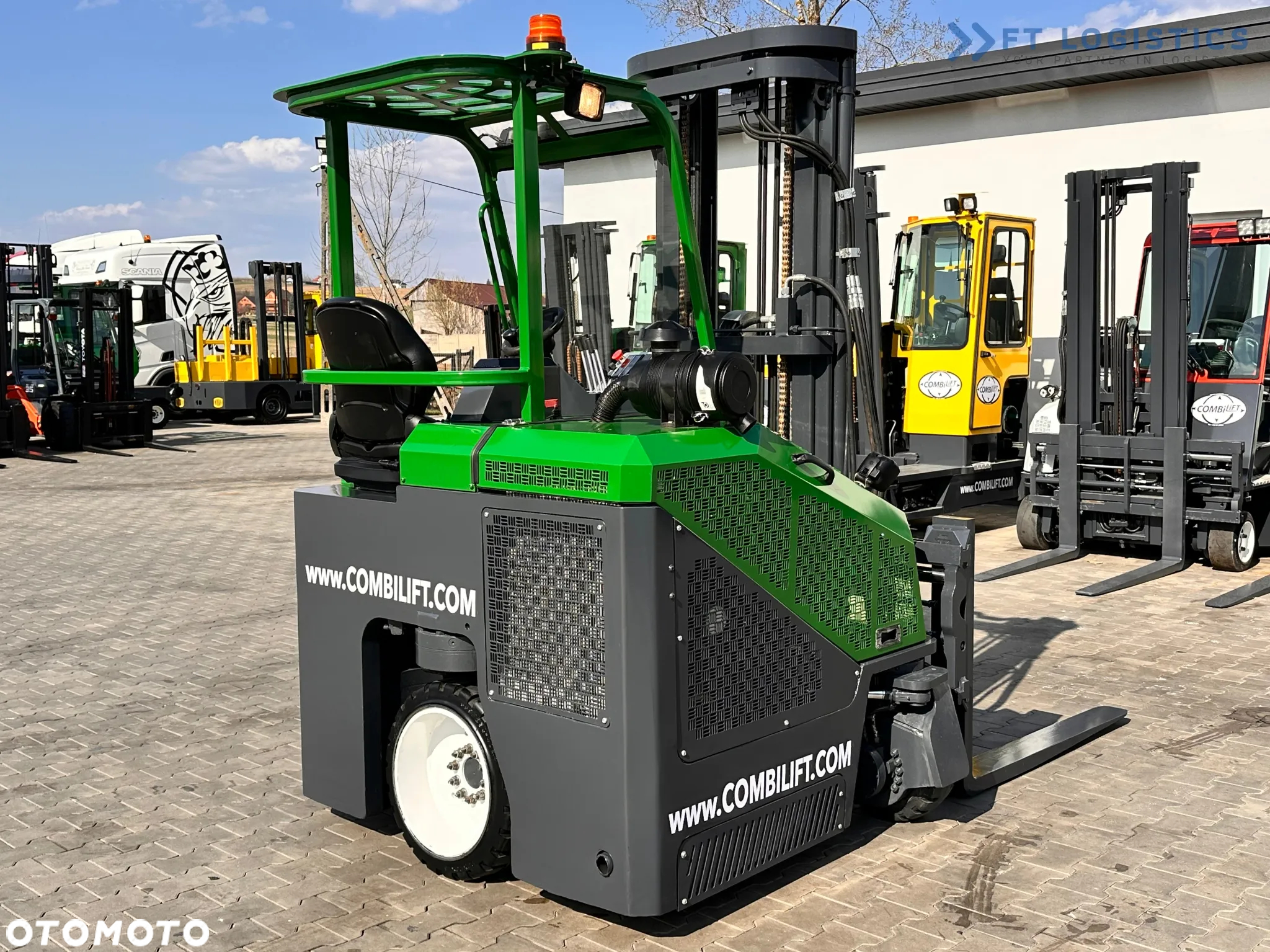 Combilift CB2500 / DIESEL / TRIPLEX / 5500MM / WOLNY SKOK / PRZESUW WIDEŁ / POZYCJONER / JAK NOWY - 36