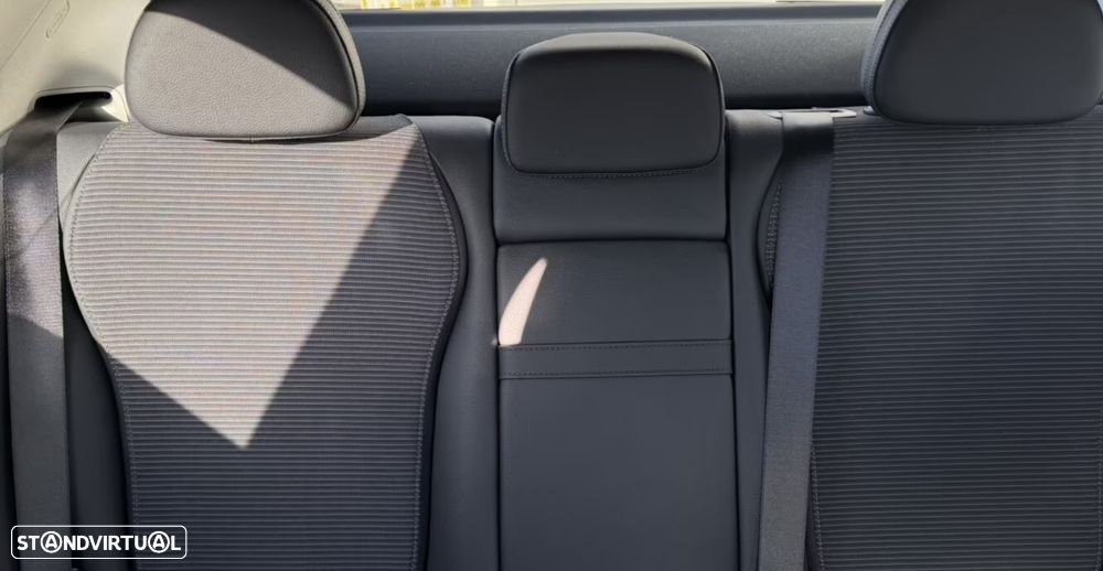 Mercedes-Benz C 300 e 9G-TRONIC Avantgarde Advanced - 15