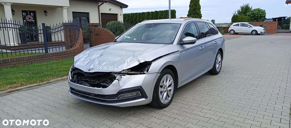 Skoda Octavia Combi 2.0 TDI DSG Exclusive Plus - 1