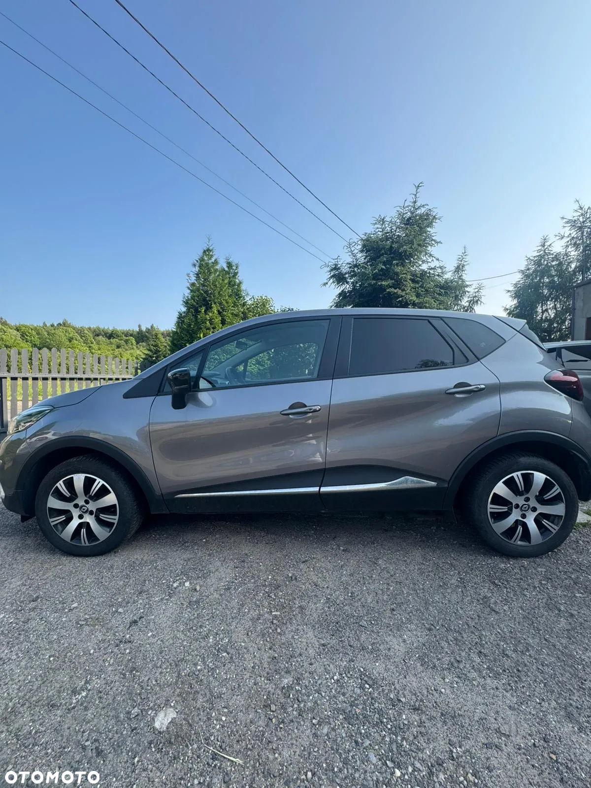 Renault Captur - 3