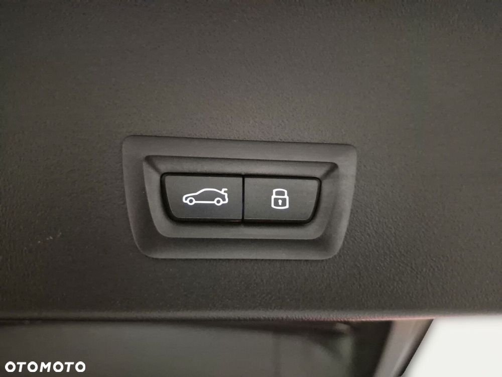 BMW X3 xDrive20d mHEV - 19