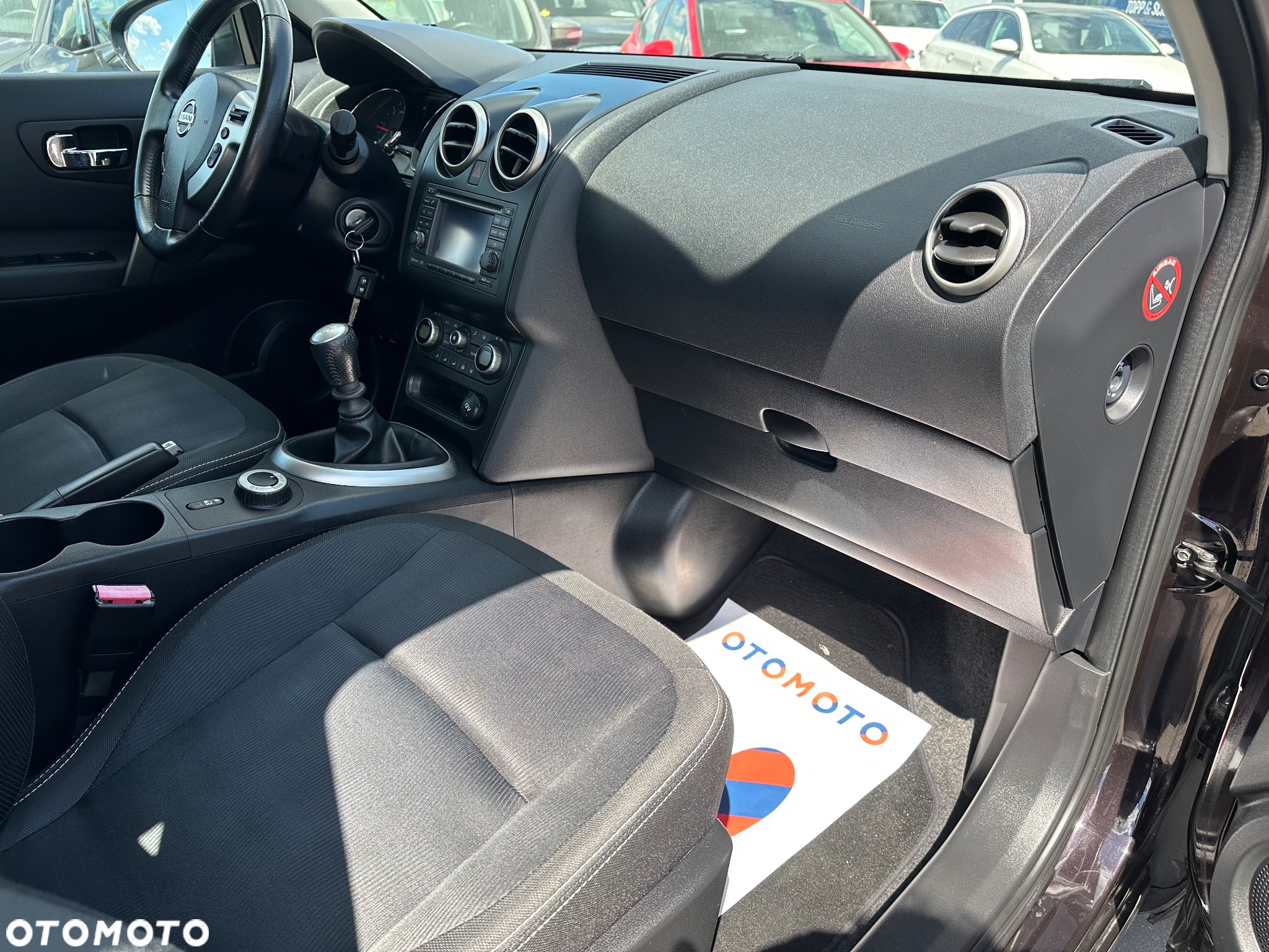 Nissan Qashqai 2.0 dCi DPF 4x4 tekna - 20