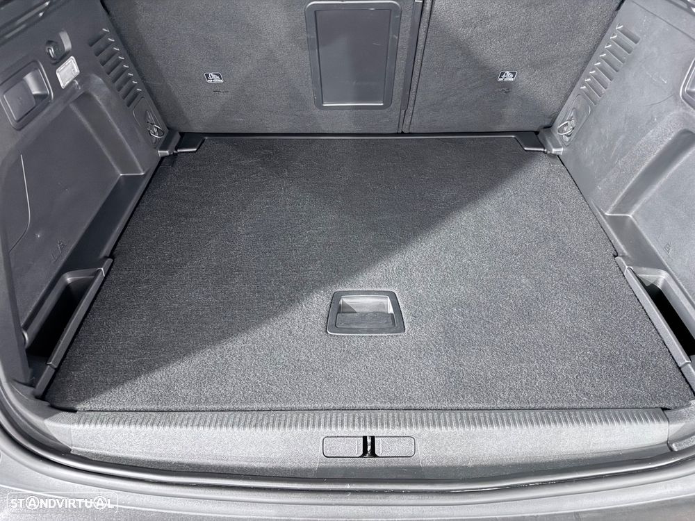 Peugeot 3008 1.2 PureTech GT Pack EAT8 - 29