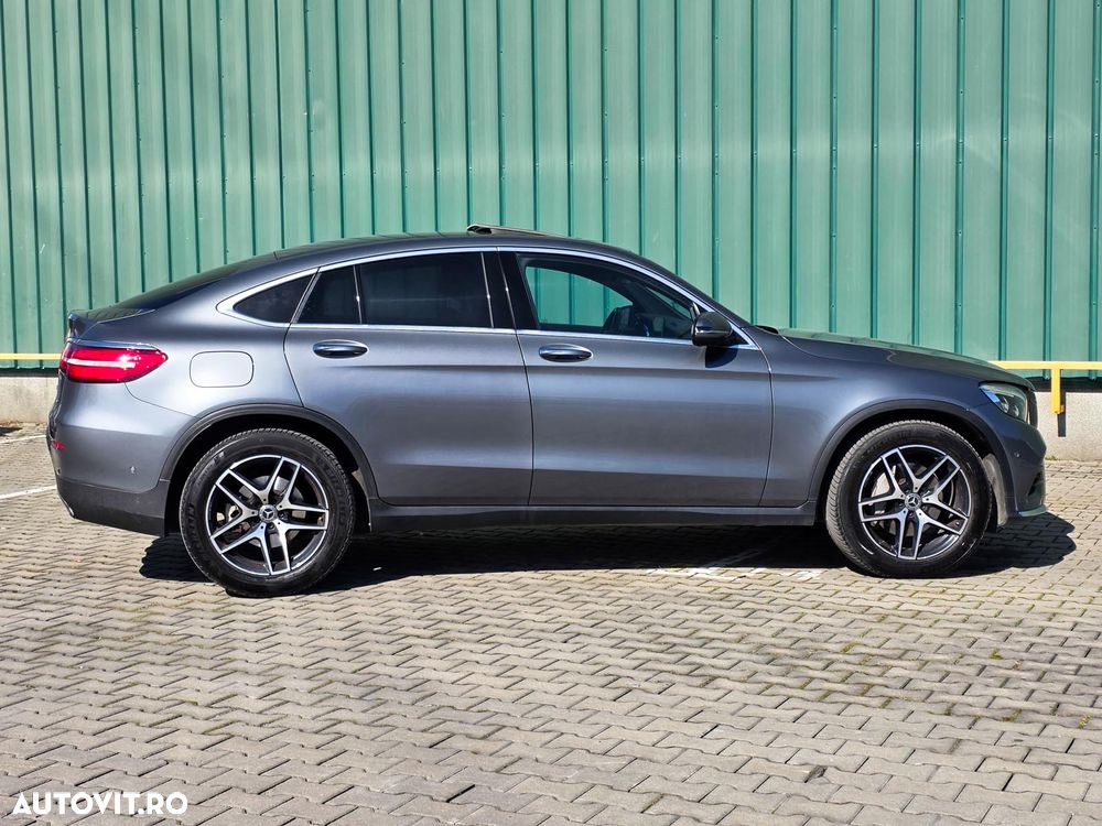 Mercedes-Benz GLC Coupe 300 4Matic 9G-TRONIC AMG Line - 10