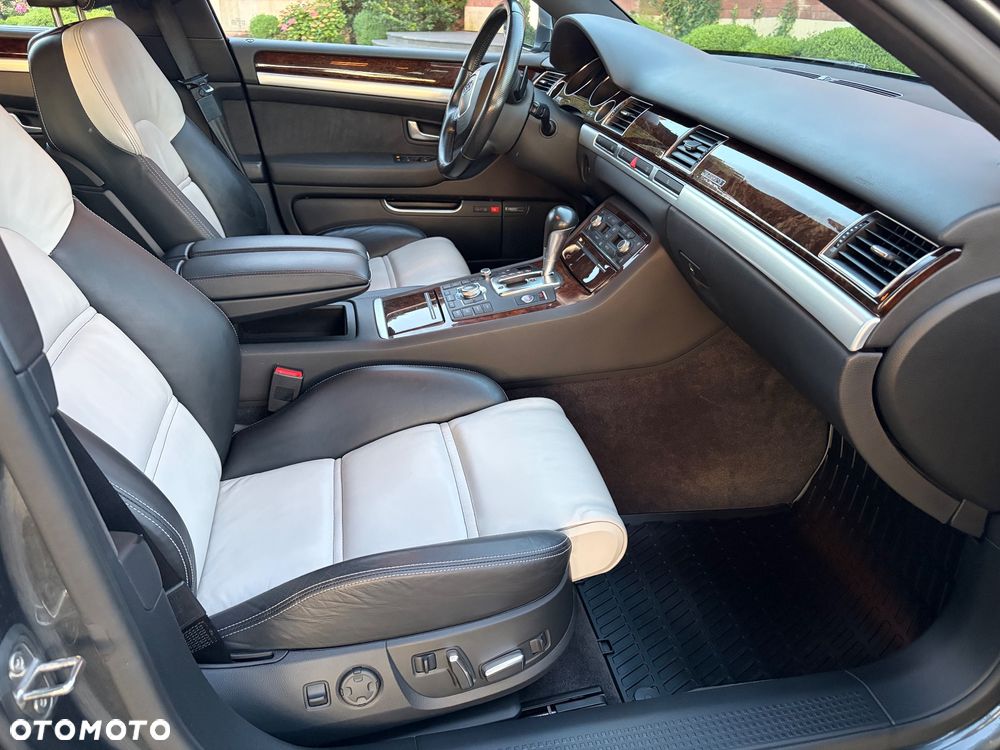 Audi A8 - 21