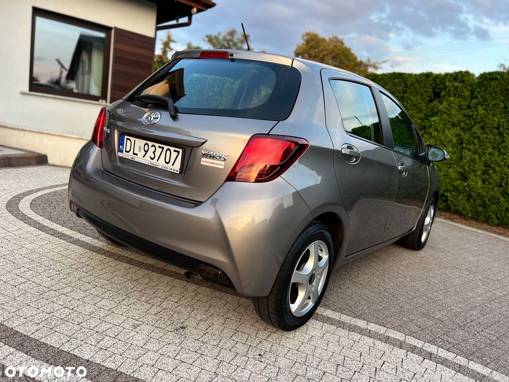 Toyota Yaris 1.0 Premium EU6 - 20