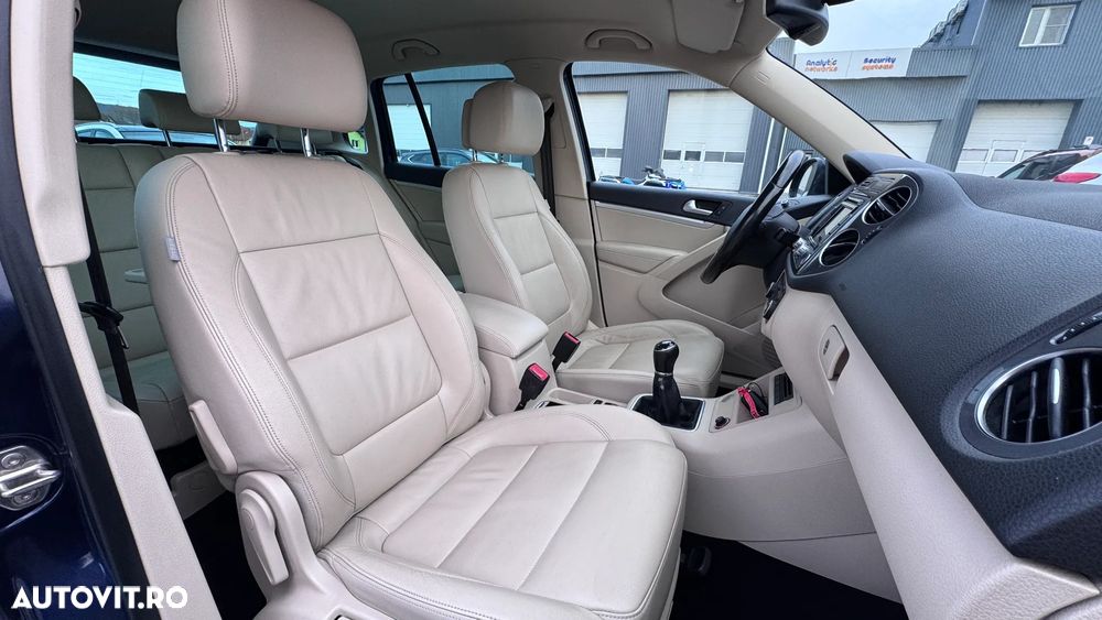 Volkswagen Tiguan 2.0 TDI BMT Sport & Style - 11