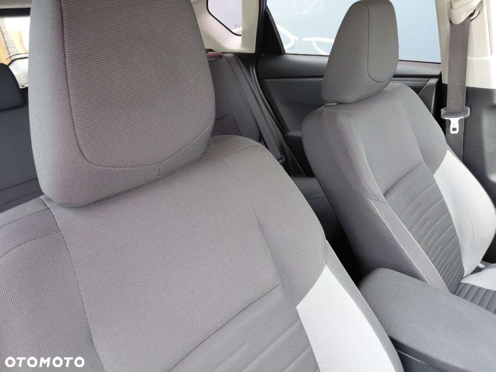 Toyota Auris - 17