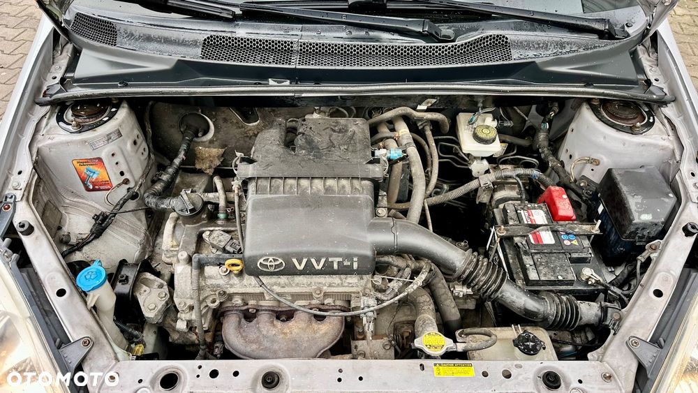 Toyota Yaris 1.0 Luna - 12