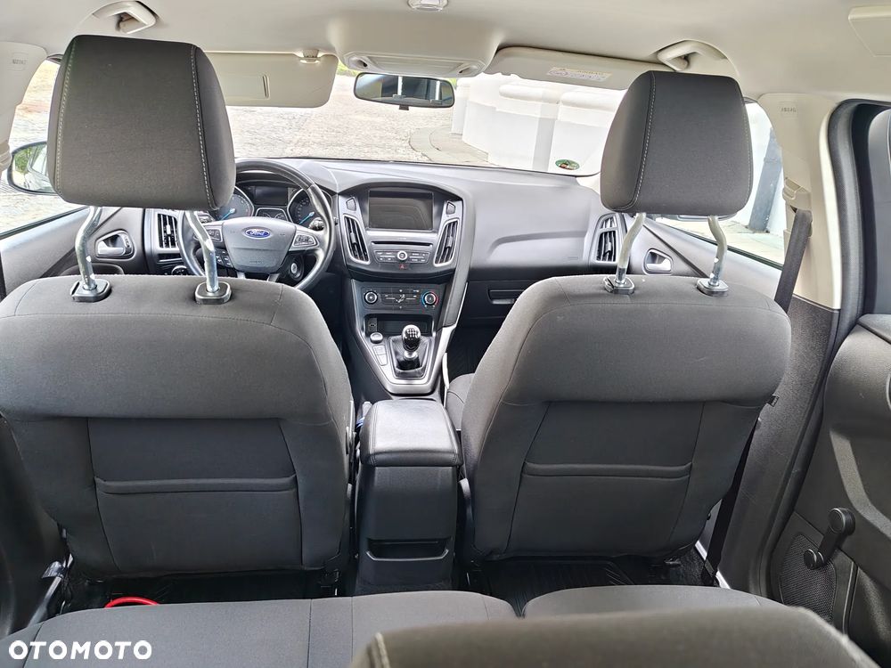 Ford Focus 1.5 TDCi Trend - 19