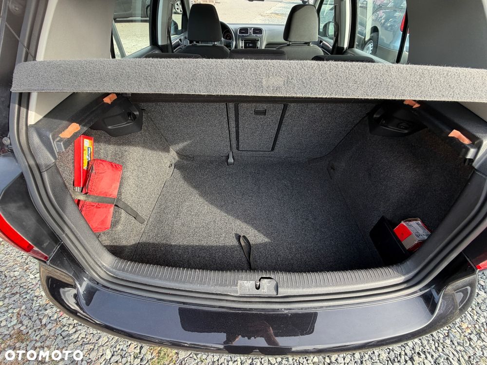 Volkswagen Golf - 21