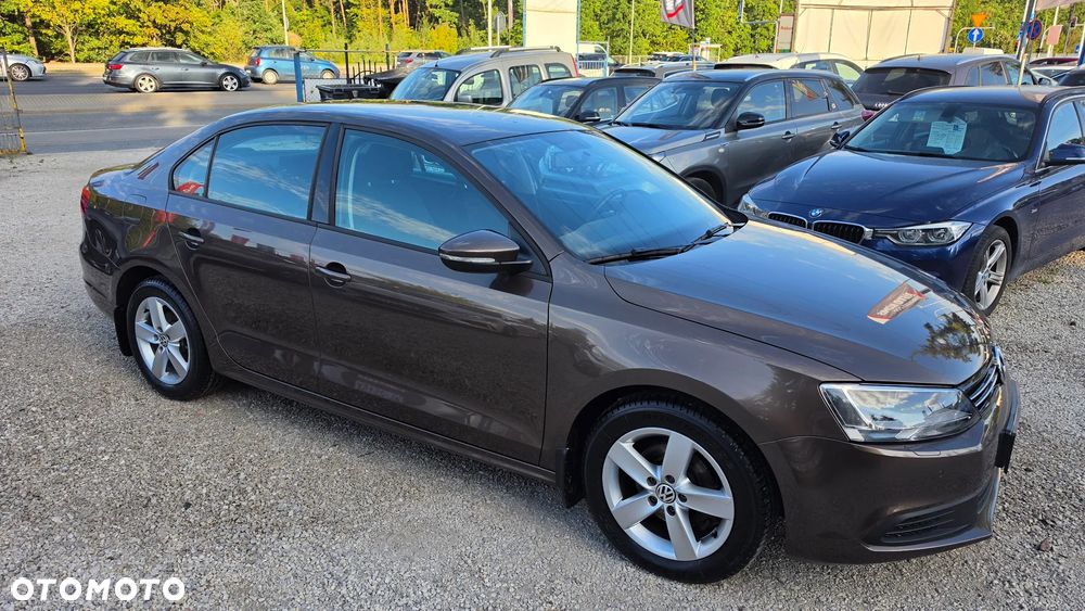 Volkswagen Jetta 1.2 TSI Comfortline Perfectline - 9