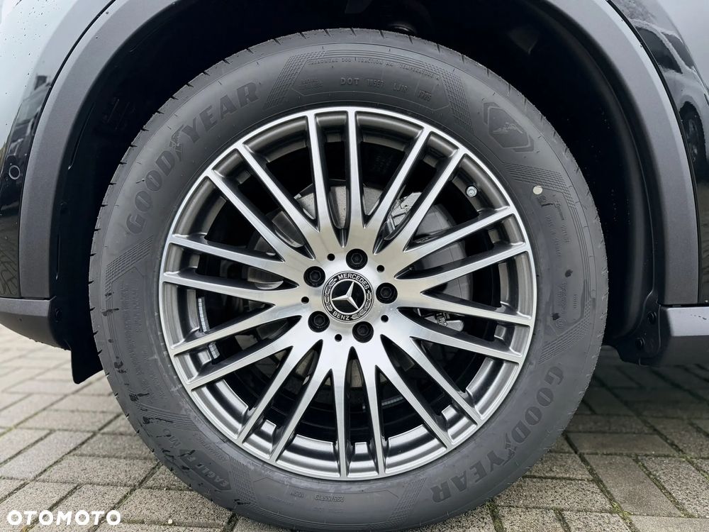 Mercedes-Benz GLC - 5