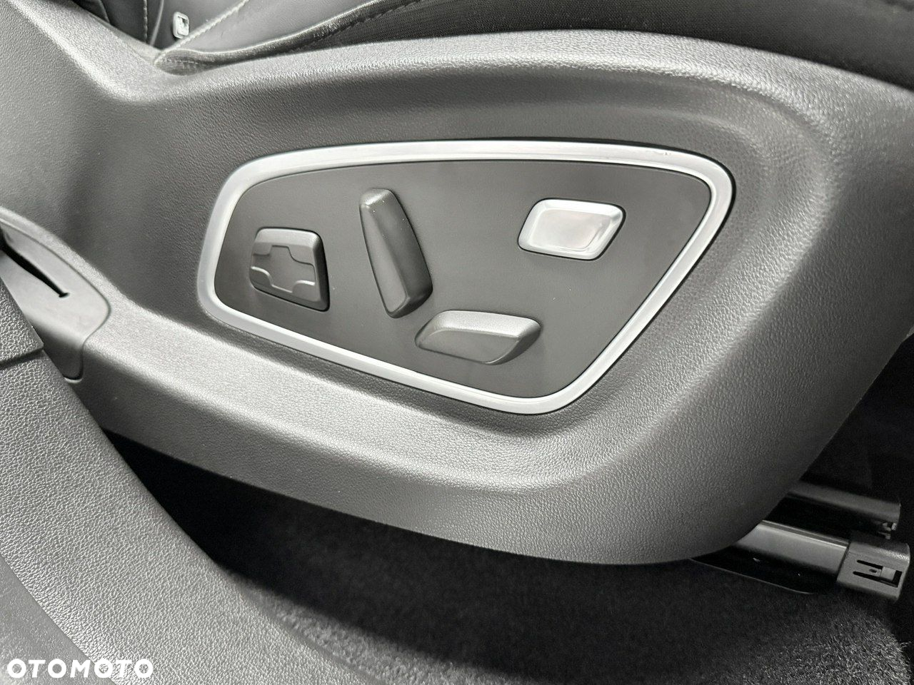 Renault Scenic ENERGY dCi 130 INITIALE PARIS - 30