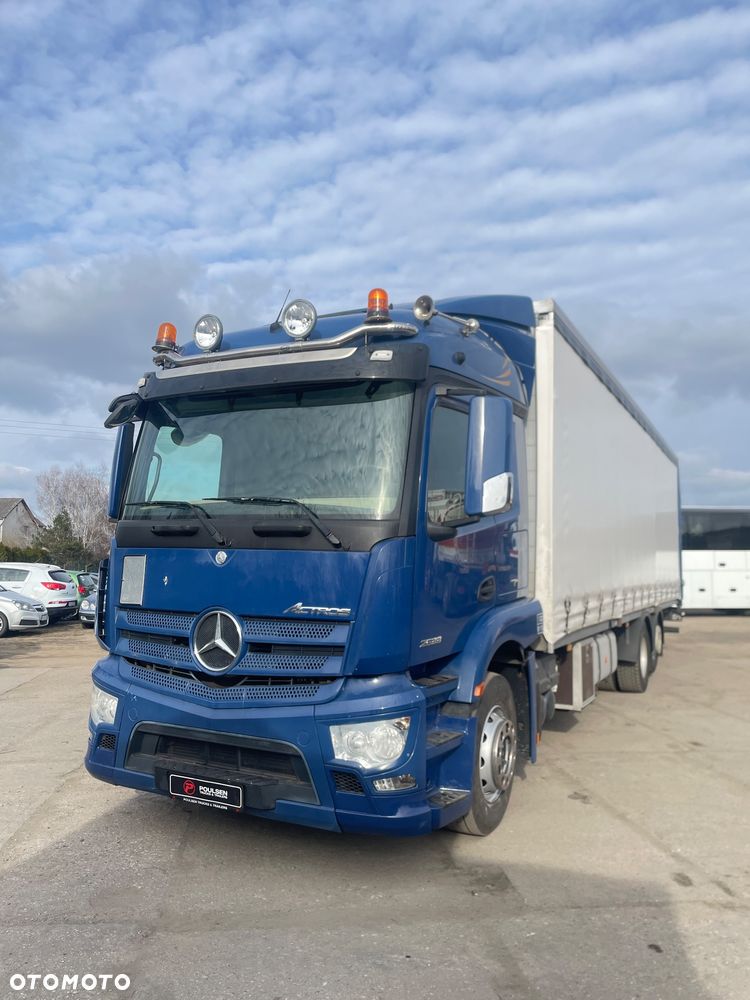 Mercedes-Benz 2533 - 1