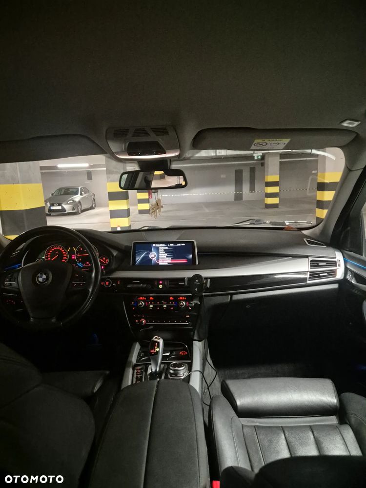 BMW X5 xDrive25d - 15