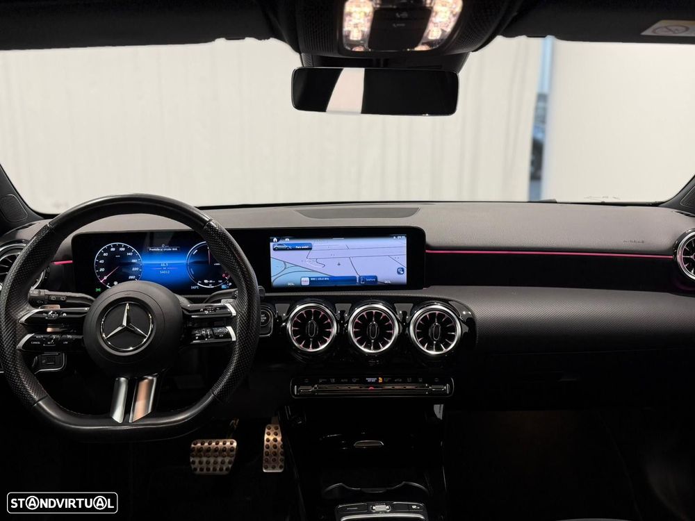 Mercedes-Benz A 250 e AMG Line - 7