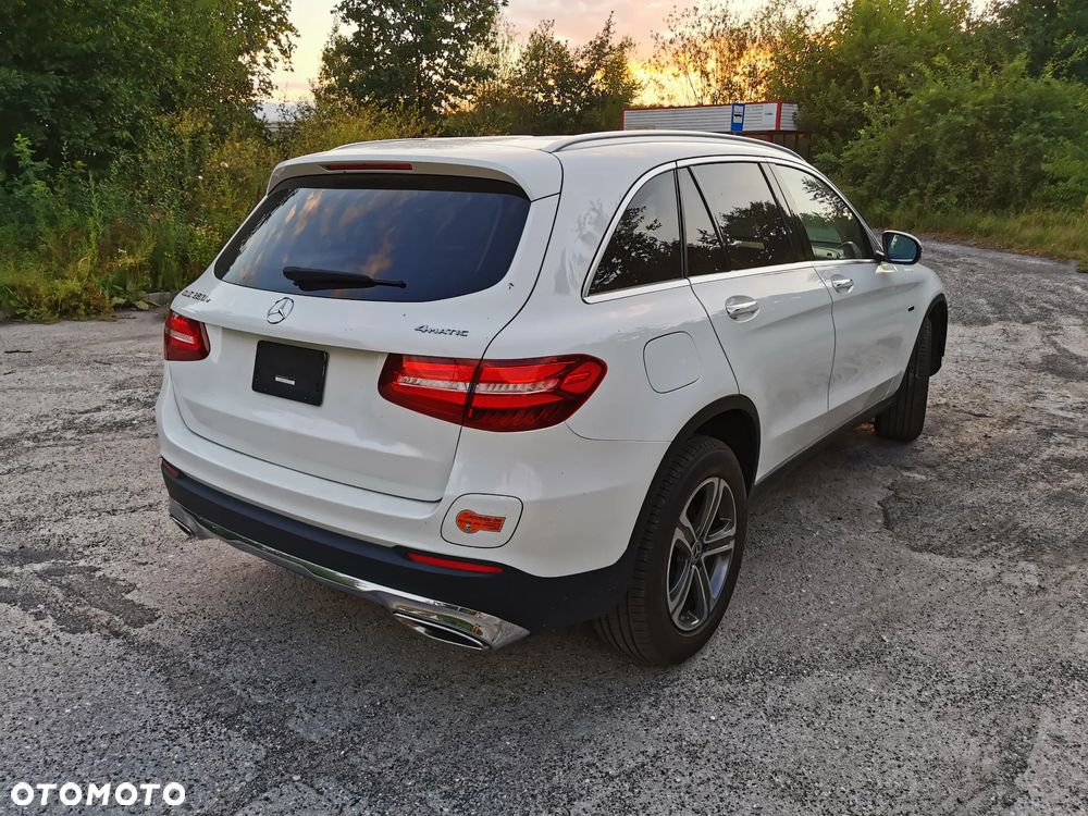 Mercedes-Benz GLC - 6