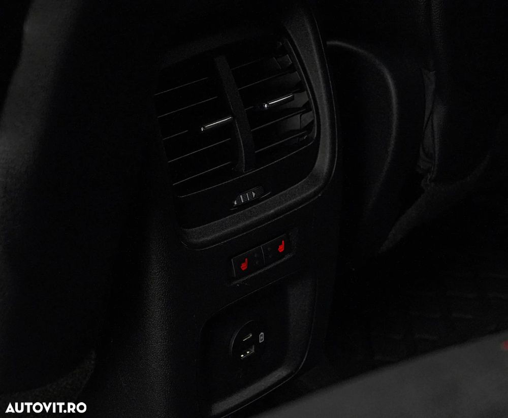 Ford Kuga 2.5 Duratec PHEV ST Line X Graphite Tech - 17