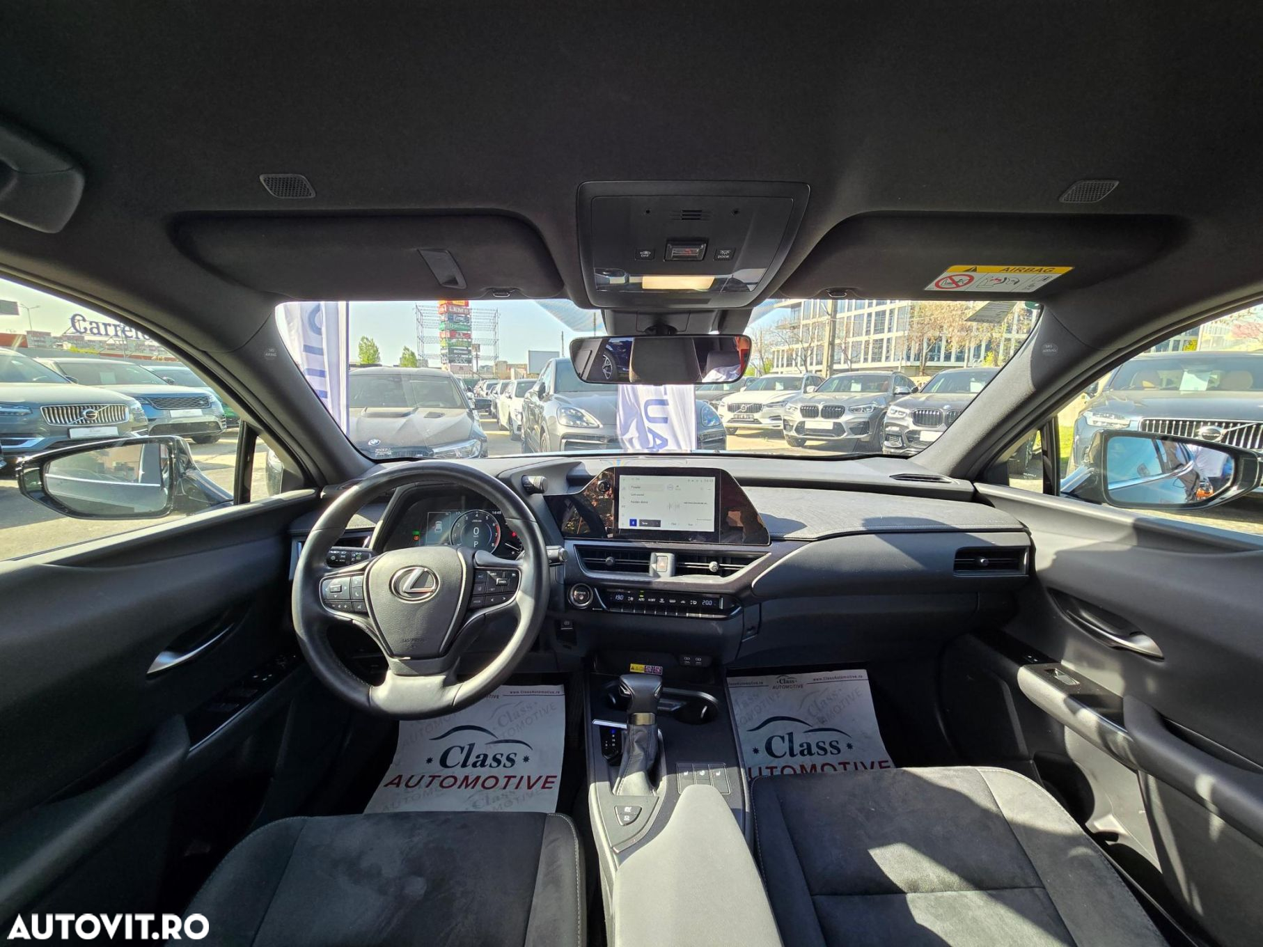 Lexus UX 250h 2.0L HEV 20H- (178 HP) 4X2 CVT Executive - 13