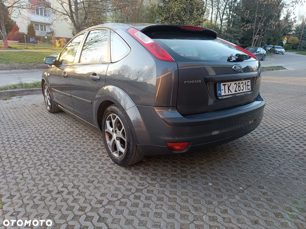Ford Focus 1.8 TDCi Titanium - 11