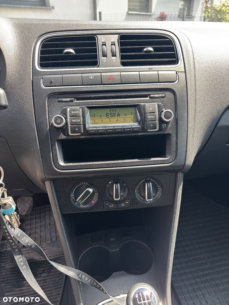 Volkswagen Polo 1.4 16V Trendline - 13