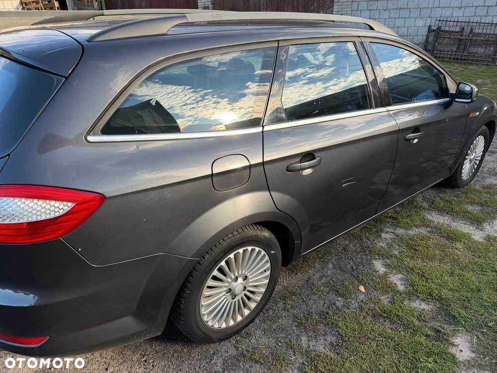Ford Mondeo 2.0 TDCi Ghia - 6