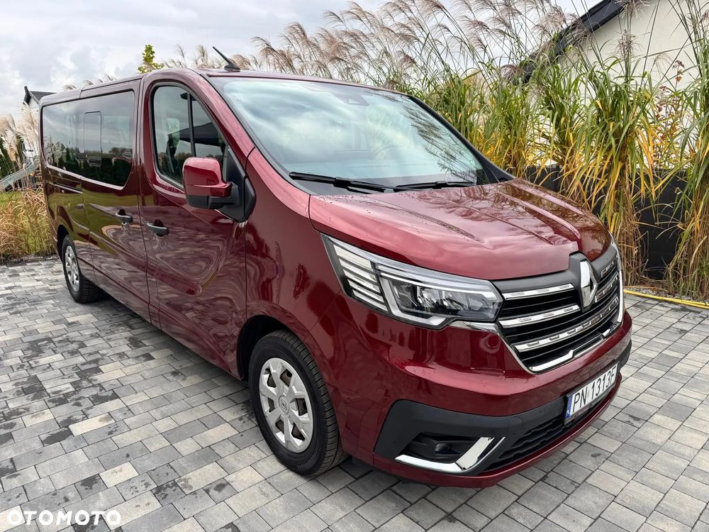 Renault Trafic 2022 photo 2