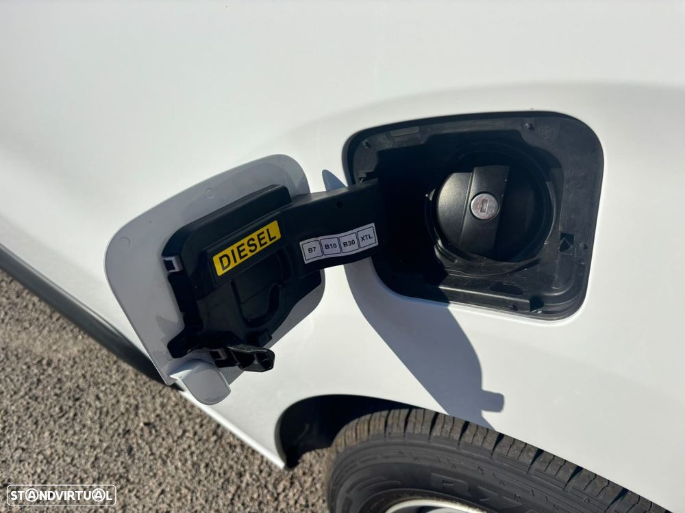 Opel Vivaro 1.5 CDTi L3H1 Essentia Inc - 22