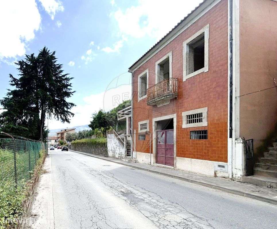 Moradia T4 para venda - Grande imagem: 2/31