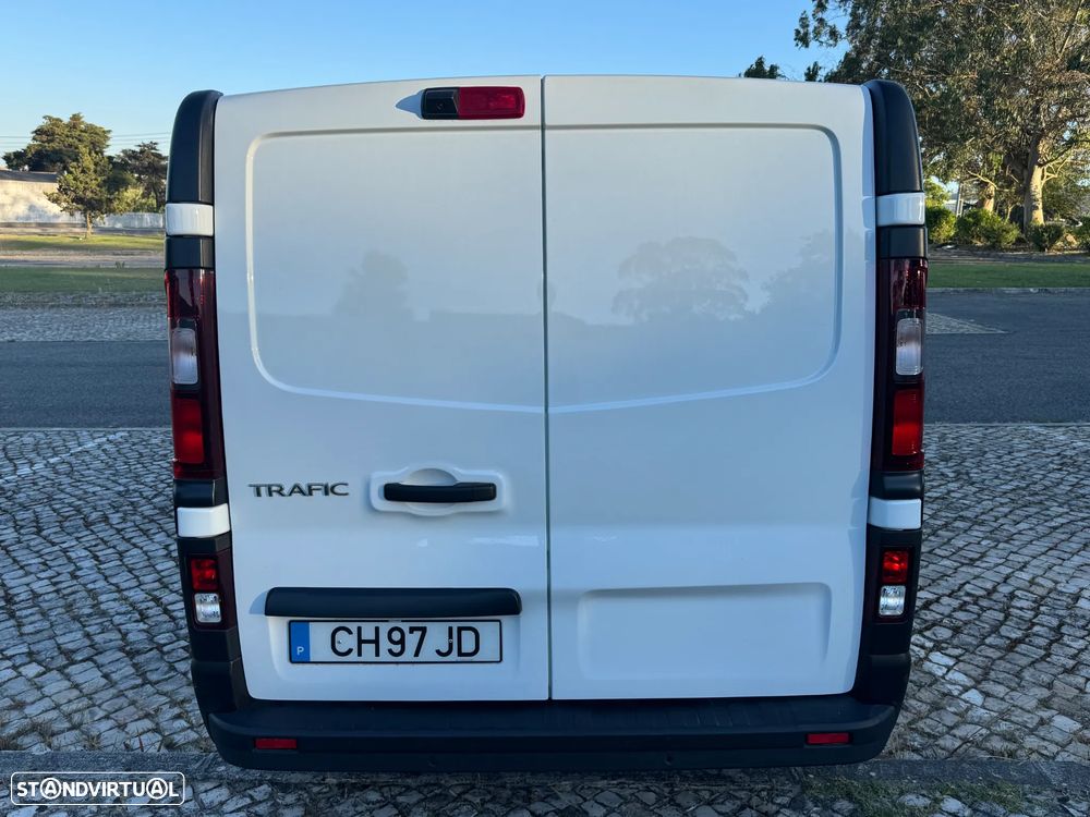 Renault Trafic L2H1 2.0 dci grand confort - 6