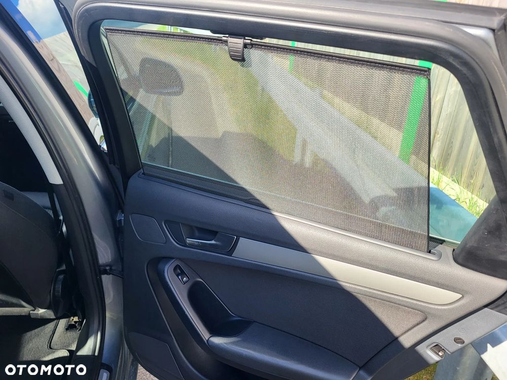 Audi A4 Avant 2.0 TDI DPF Ambiente - 6
