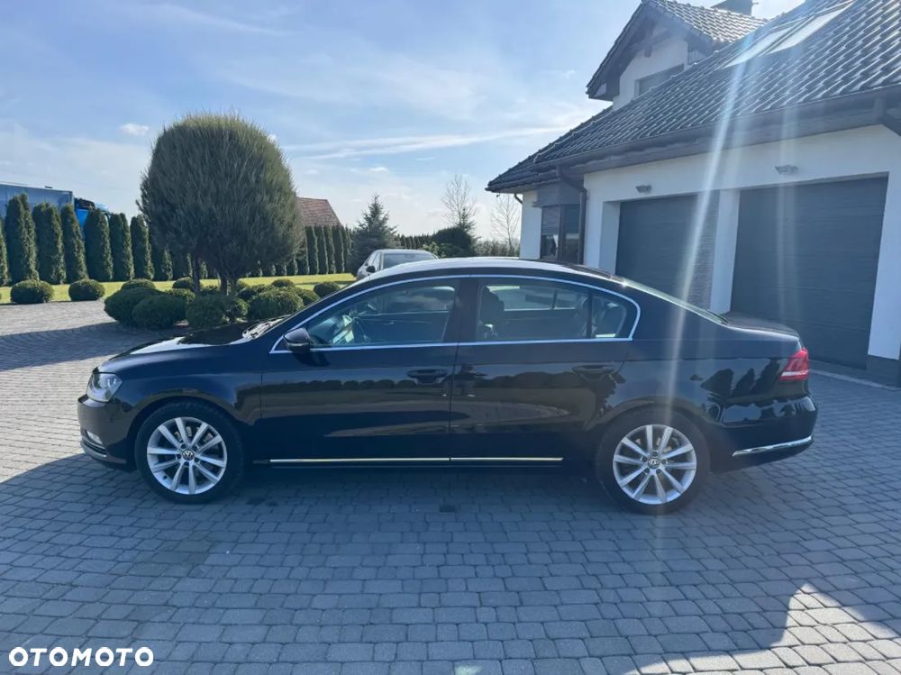 Volkswagen Passat 2.0 TDI DSG BlueMotion Technology Highline - 9