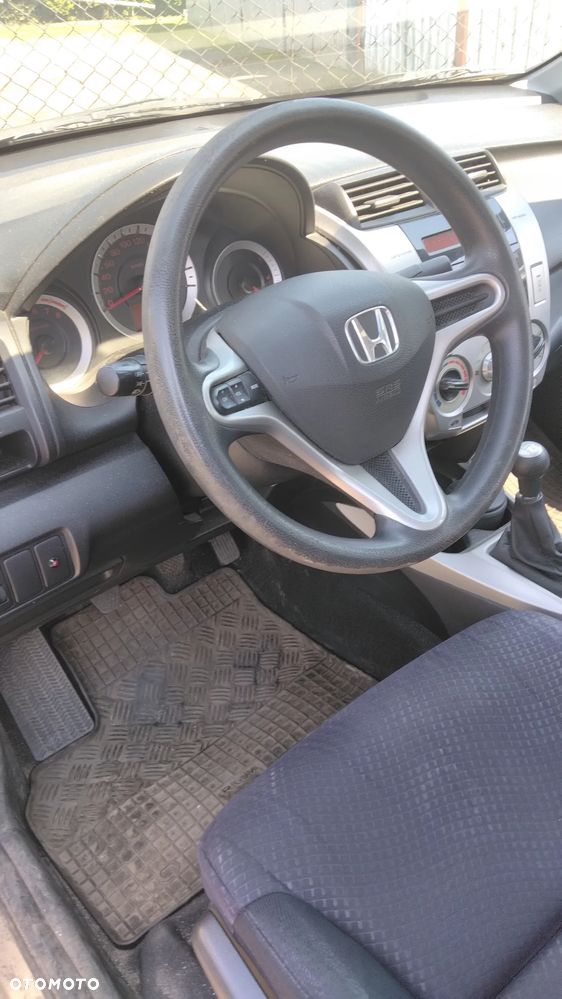 Honda City 1.4 Comfort - 11