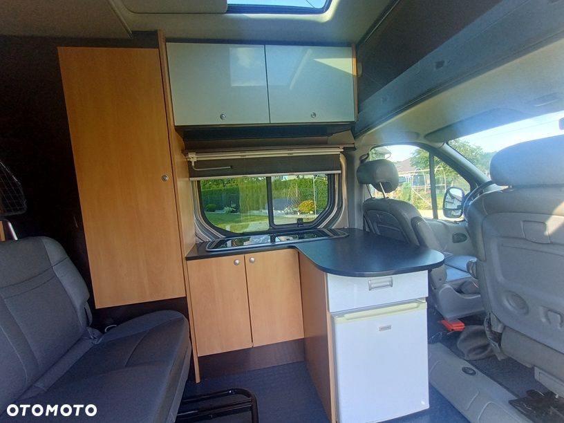Renault Trafic - 13