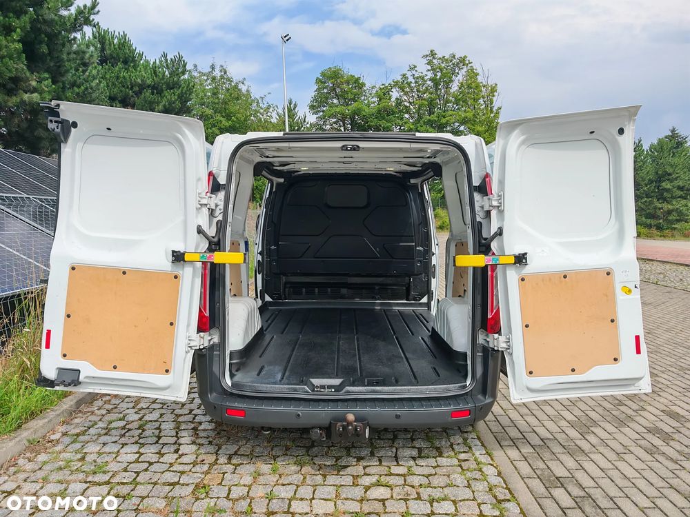 Ford Transit Custom L1H1 - 17