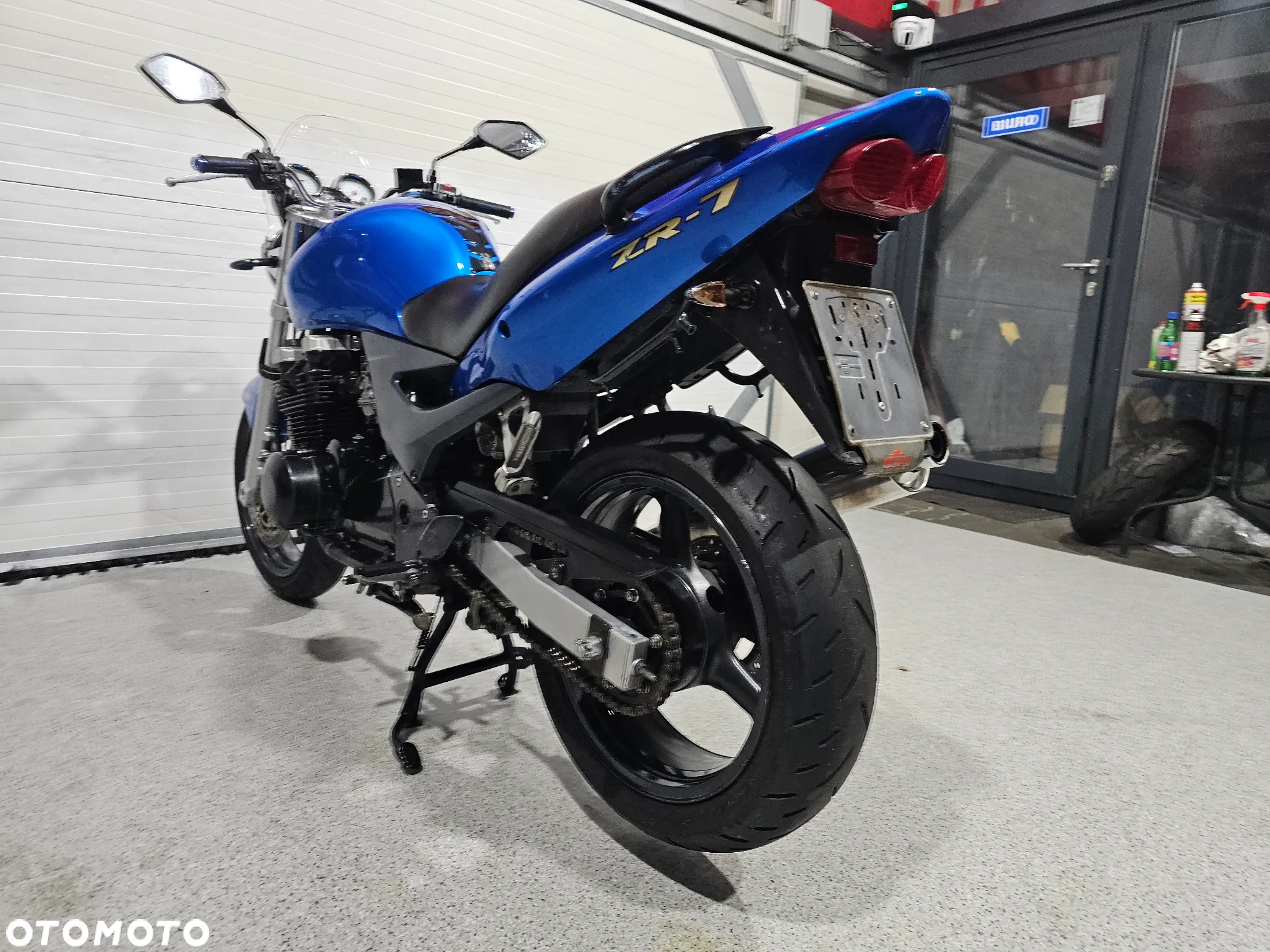 Kawasaki ZR - 19