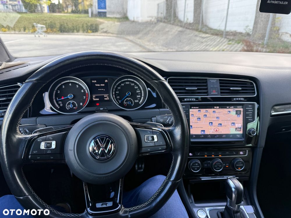 Volkswagen Golf R 4Motion BlueMotion Technology DSG - 12