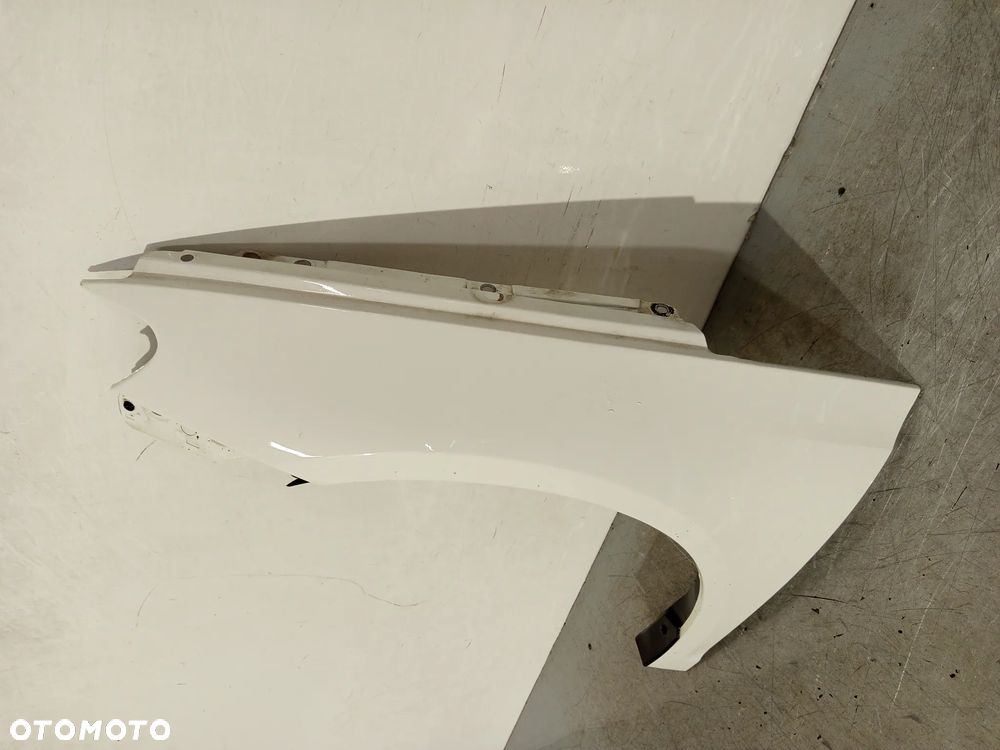 BŁOTNIK PRZÓD PRZEDNI LEWY VW SCIROCCO 1K8 BIAŁY LB9A - 2